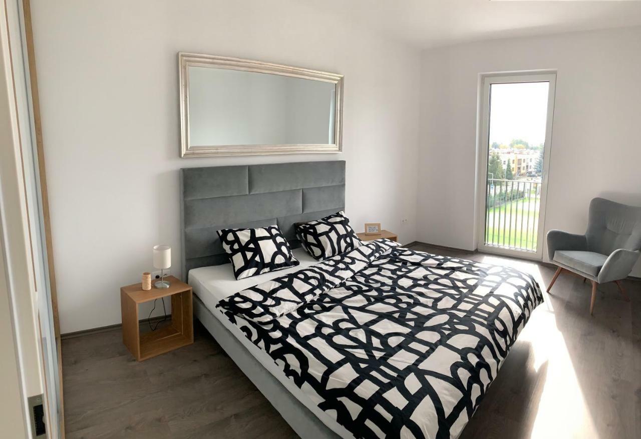 Greenbay Golf Apartments Тренчин Экстерьер фото
